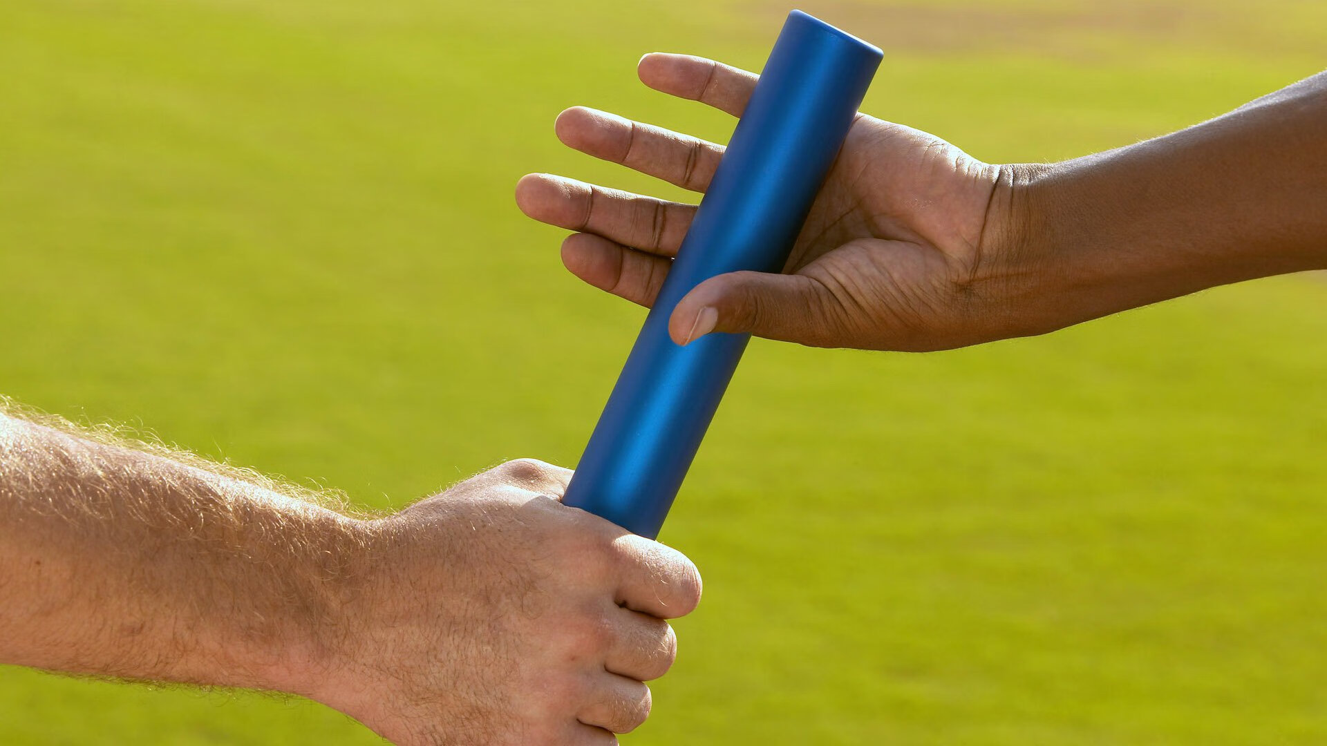 青年选手在国内联赛中获得首发机会加速成长轨迹，中国青年比赛